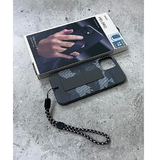 Силиконовый чехол UNIQ Iphone 11 с силиконовым держателем и шнурком, серый камуфляж