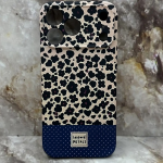 Силиконовый чехол для Iphone 17 матовый, защита камеры, с рисунком, черные цветы на бежевом